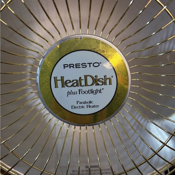 Presto HeatDish Parabolic Electric Heater plus Footlight - Picture 2 of 5